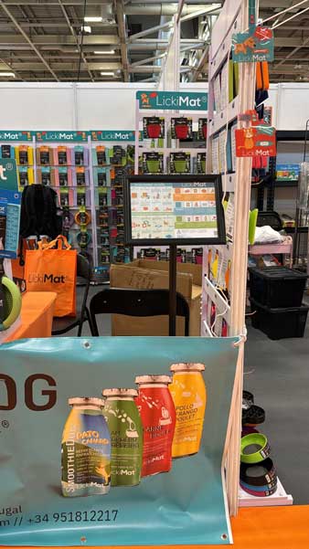 LickiMat product display at Expozoo 2025 in Paris